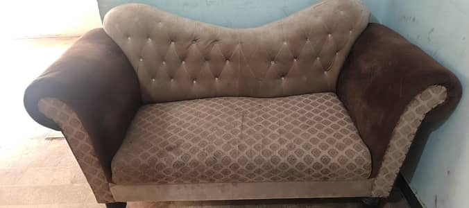 sofa for sell 20 hzr