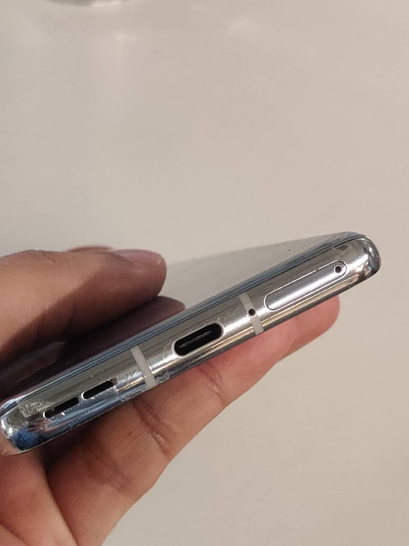 One Plus 9 Pro 5
