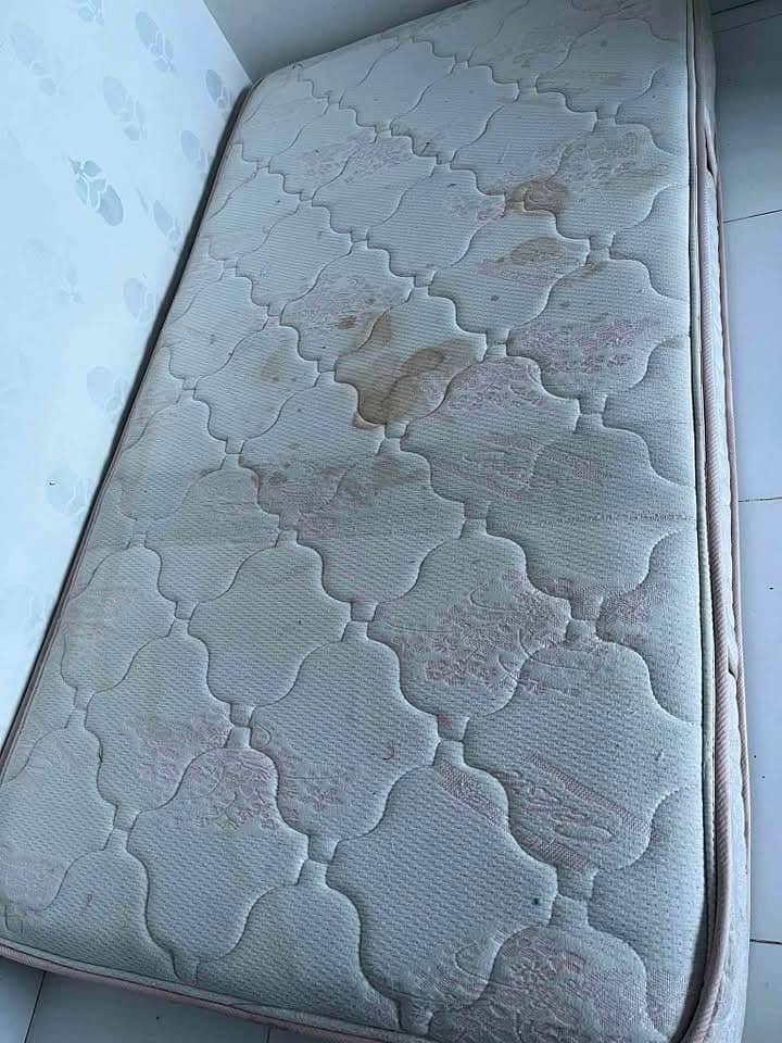 Mattress 0