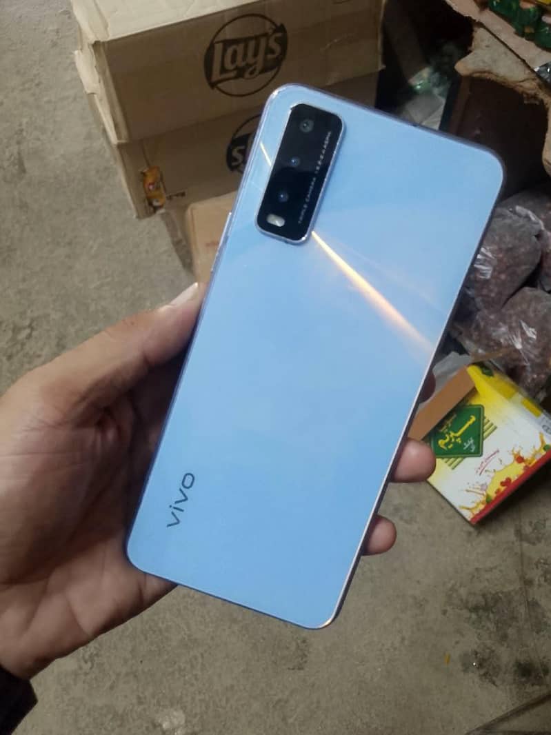 Vivo V21 0