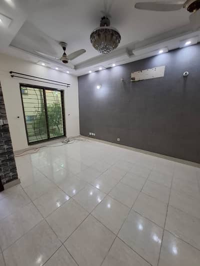 5 MARLA HOUSE FOR RENT IN PARAGON CITY LAHORE