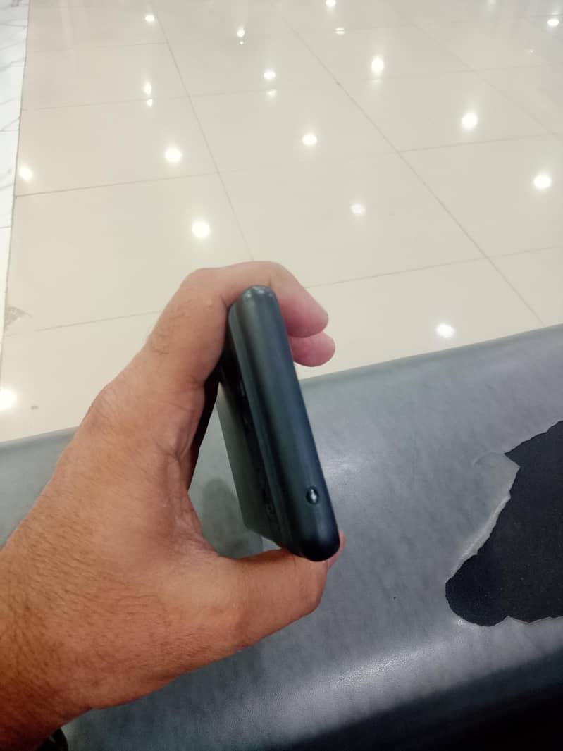 Google Pixel 6 5