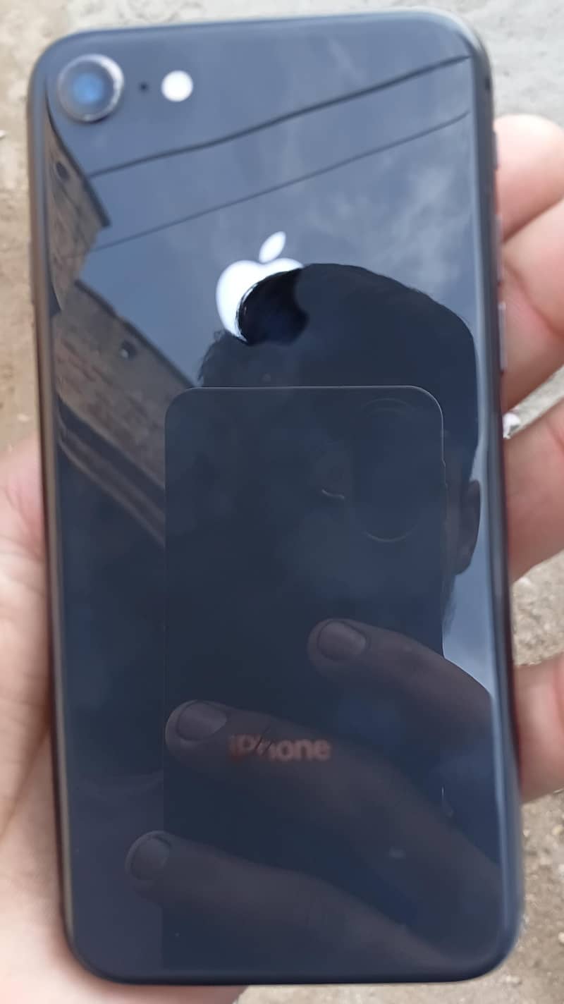 Apple iPhone 8 2