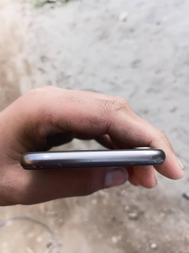 Apple iPhone 8 10