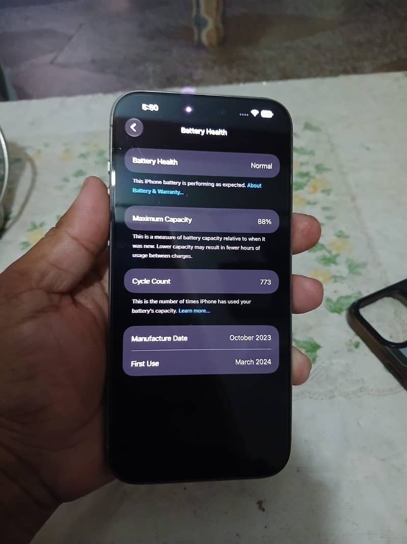 Apple iPhone 15 Pro Max 3