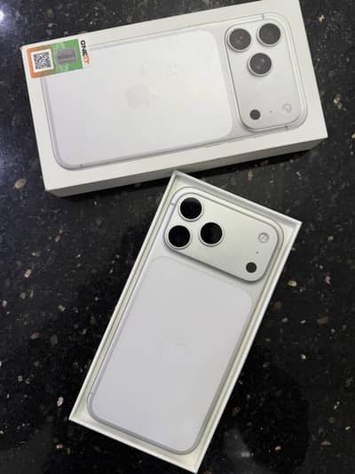 Apple iPhone 17 Pro Max 256GB – PTA Approved