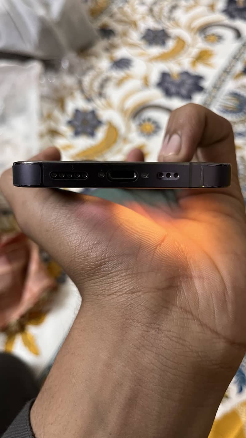 Apple iPhone 14 Pro 4