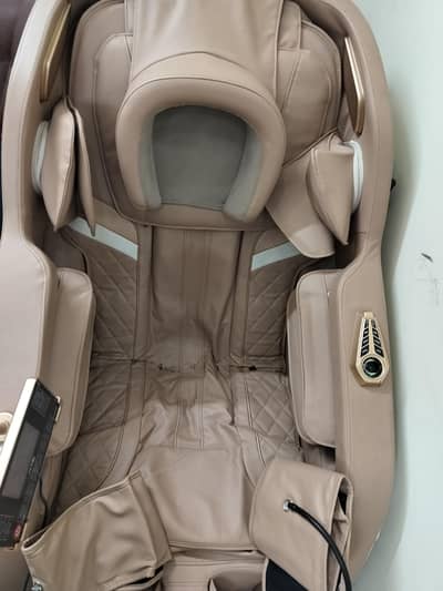 Zero Onyx Massage Chair – Full Body Zero Gravity (Used)