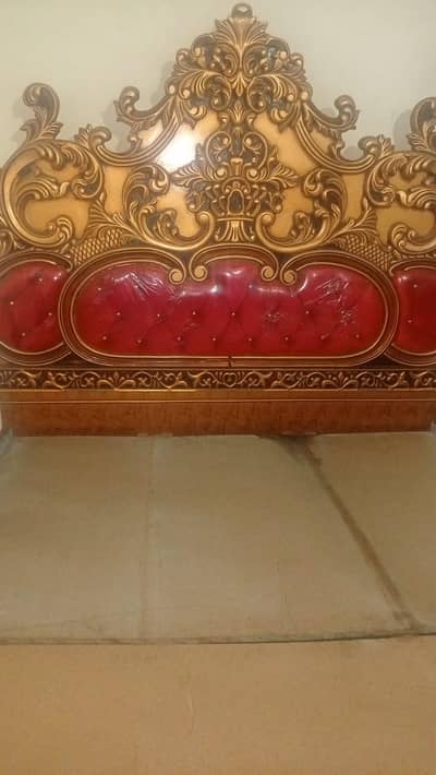 queen bed