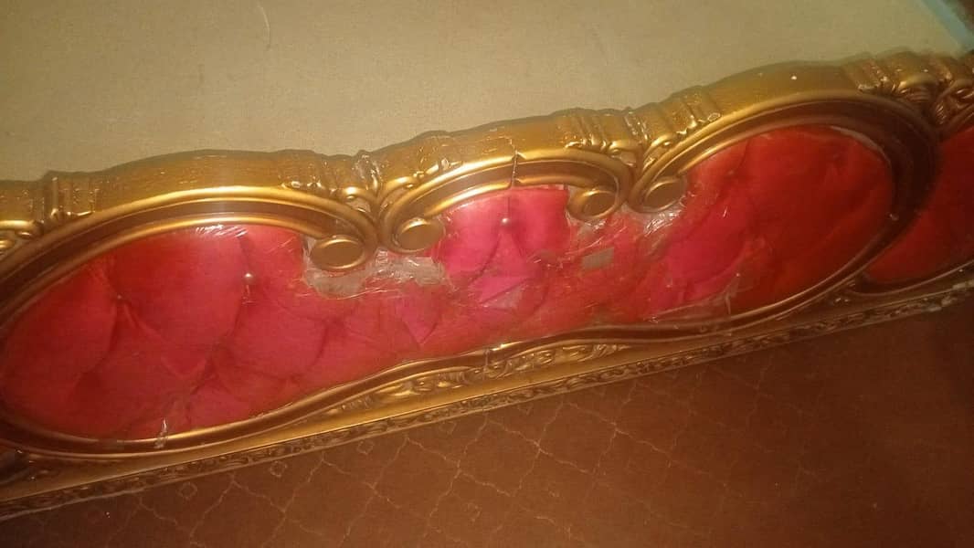 queen bed 2