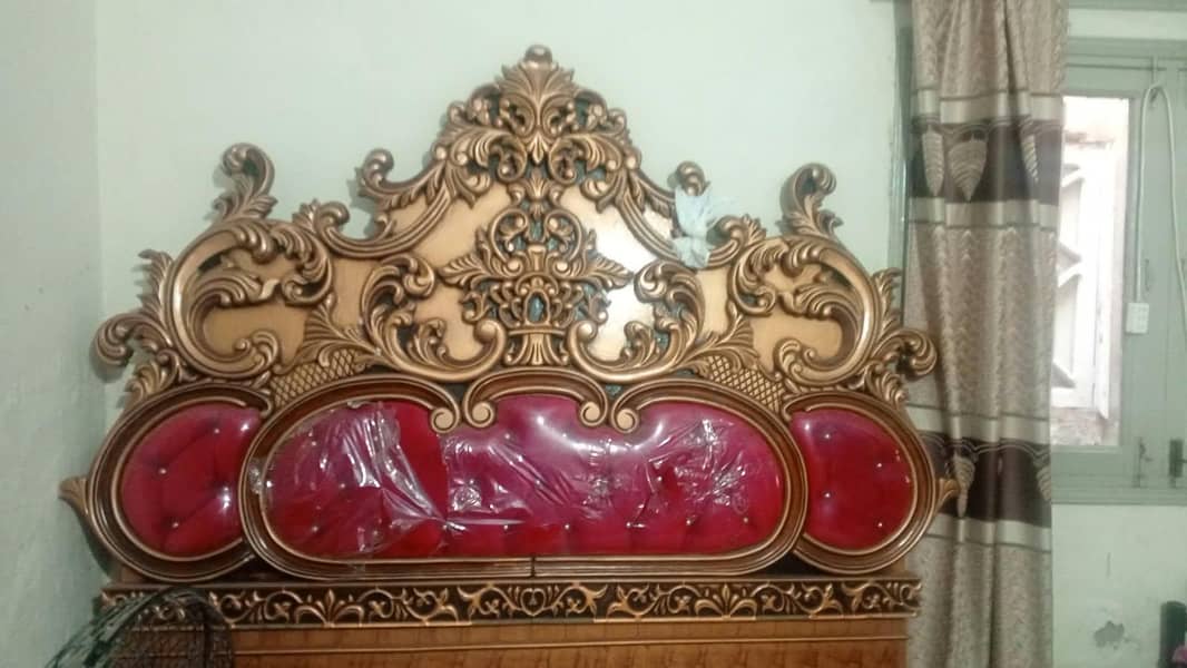 queen bed 4