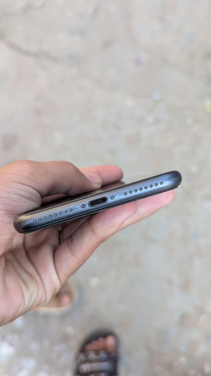 Apple iPhone 8 Plus 2