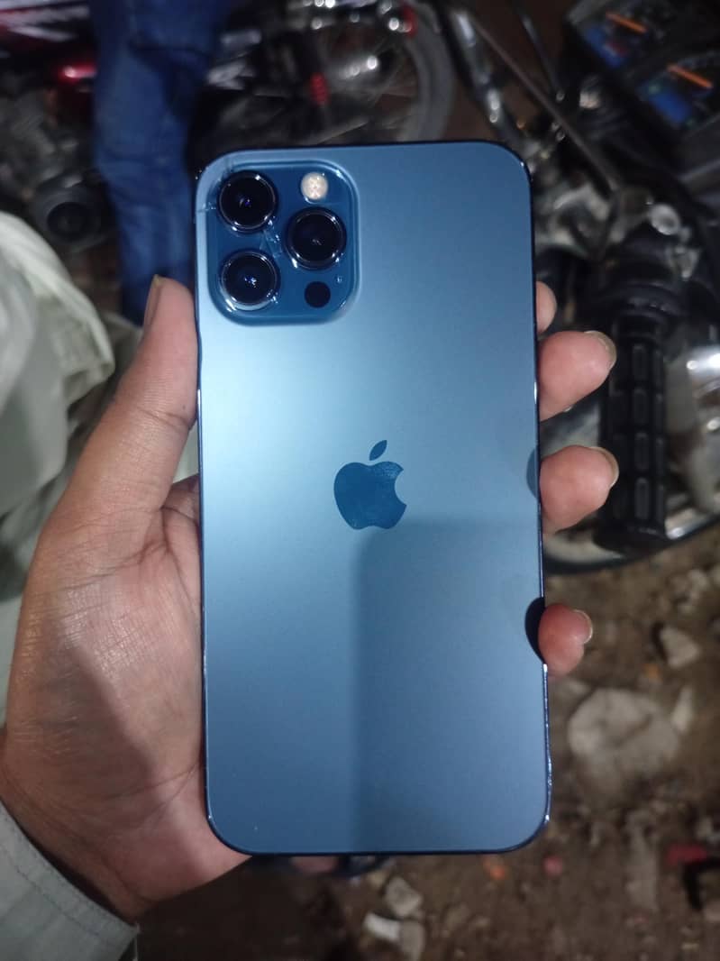 Apple iPhone 12 Pro Max 1