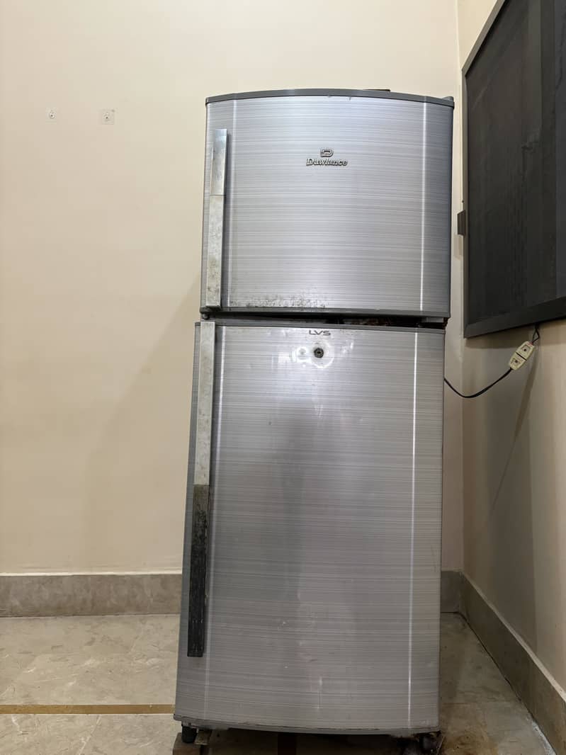 Dawlance refrigerator 0