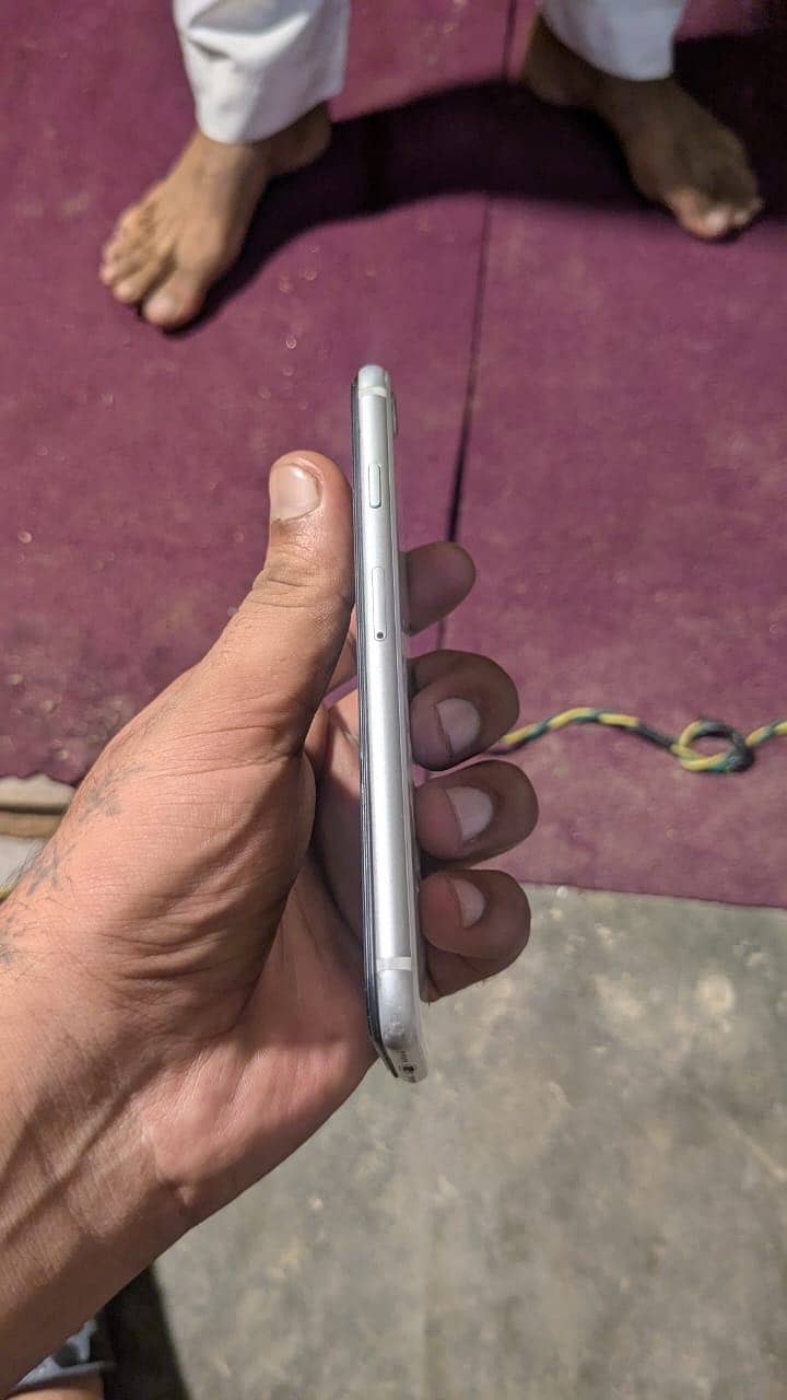 Apple iPhone SE 1