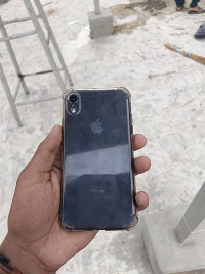 Apple iPhone XR