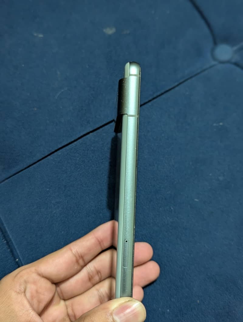 Google Pixel 8 3