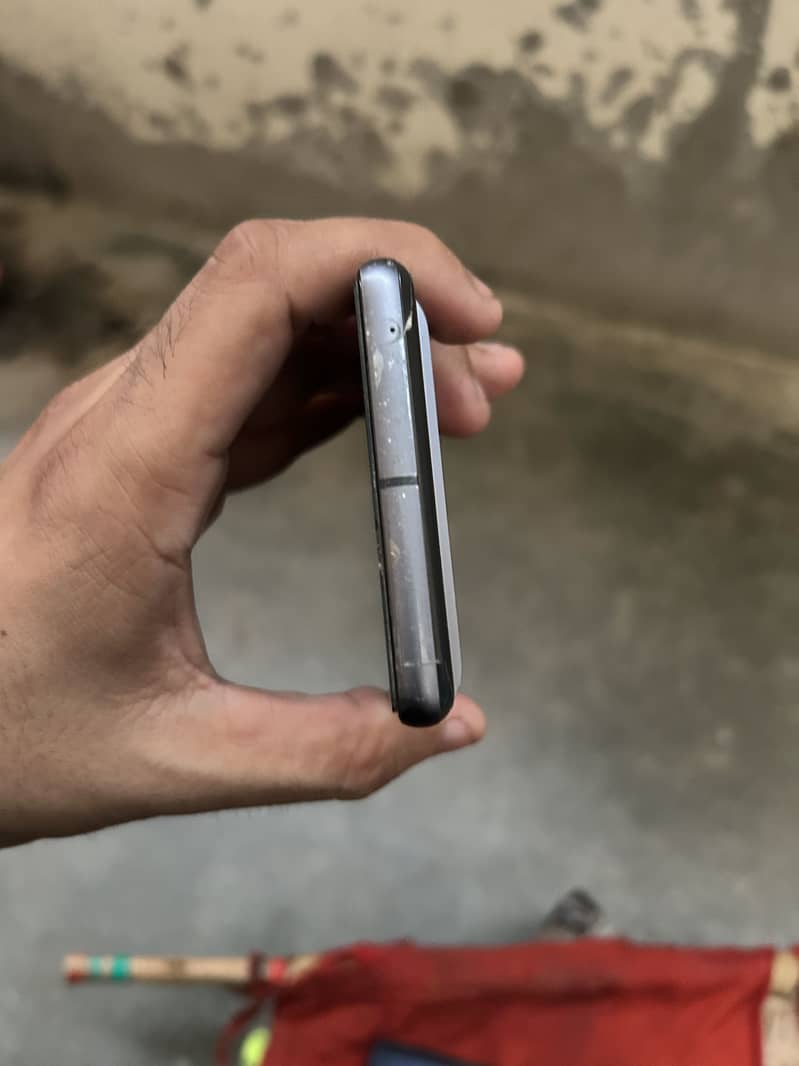 Google Pixel 7 5