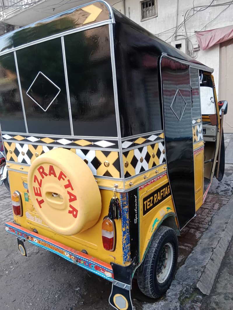 Tezraftar Rickshaw 9