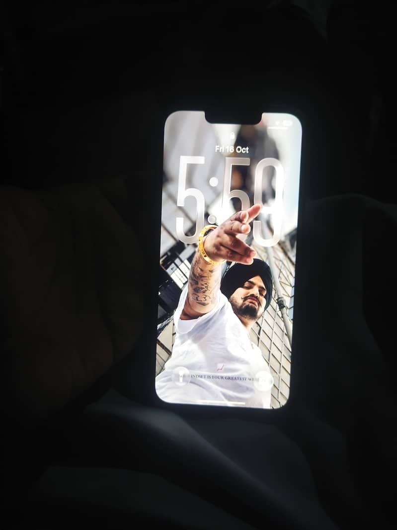 Apple iPhone 13 5