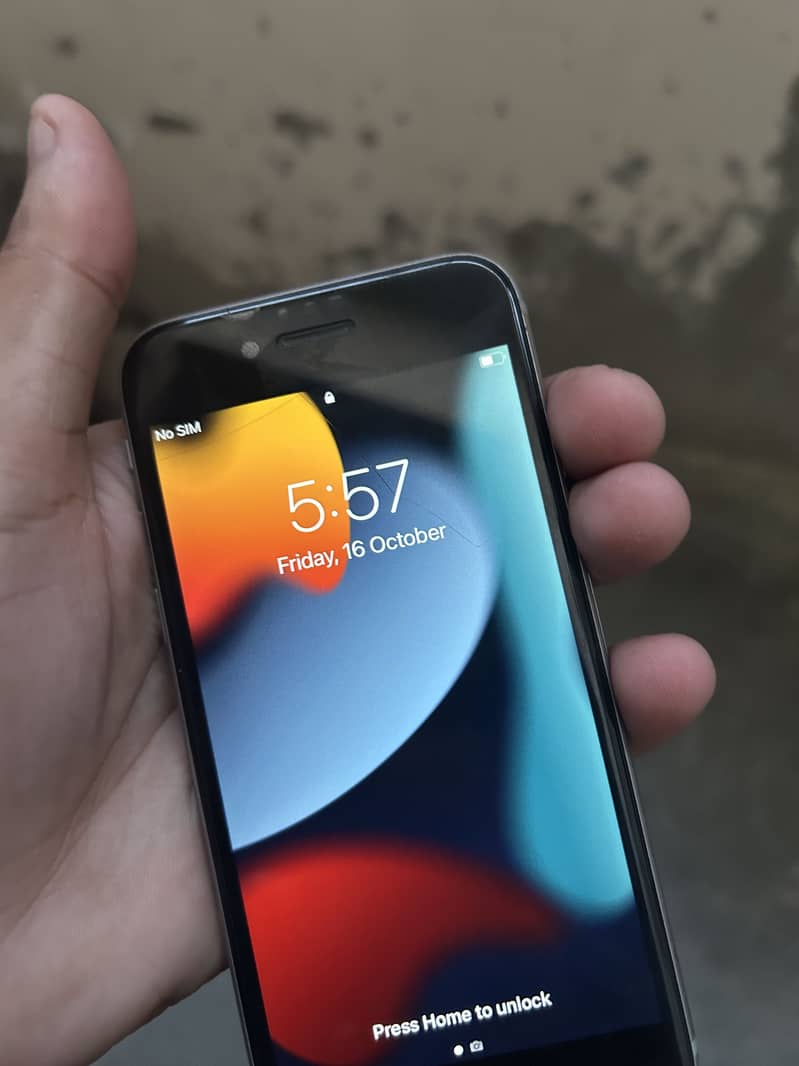 Apple iPhone 6S 1