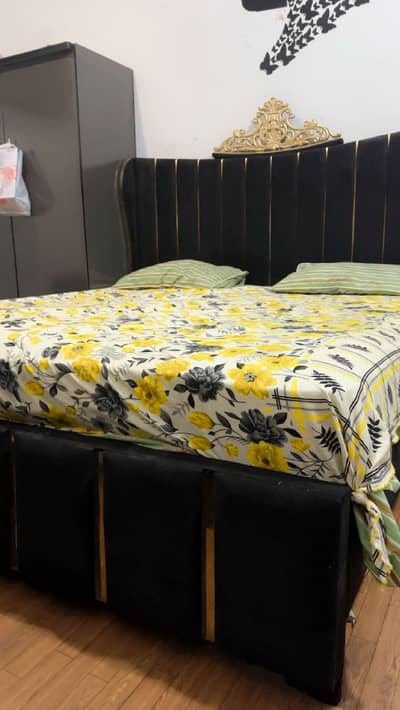 only bed without mattress