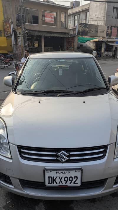 Suzuki Swift 2015 silky silver Good condition!!