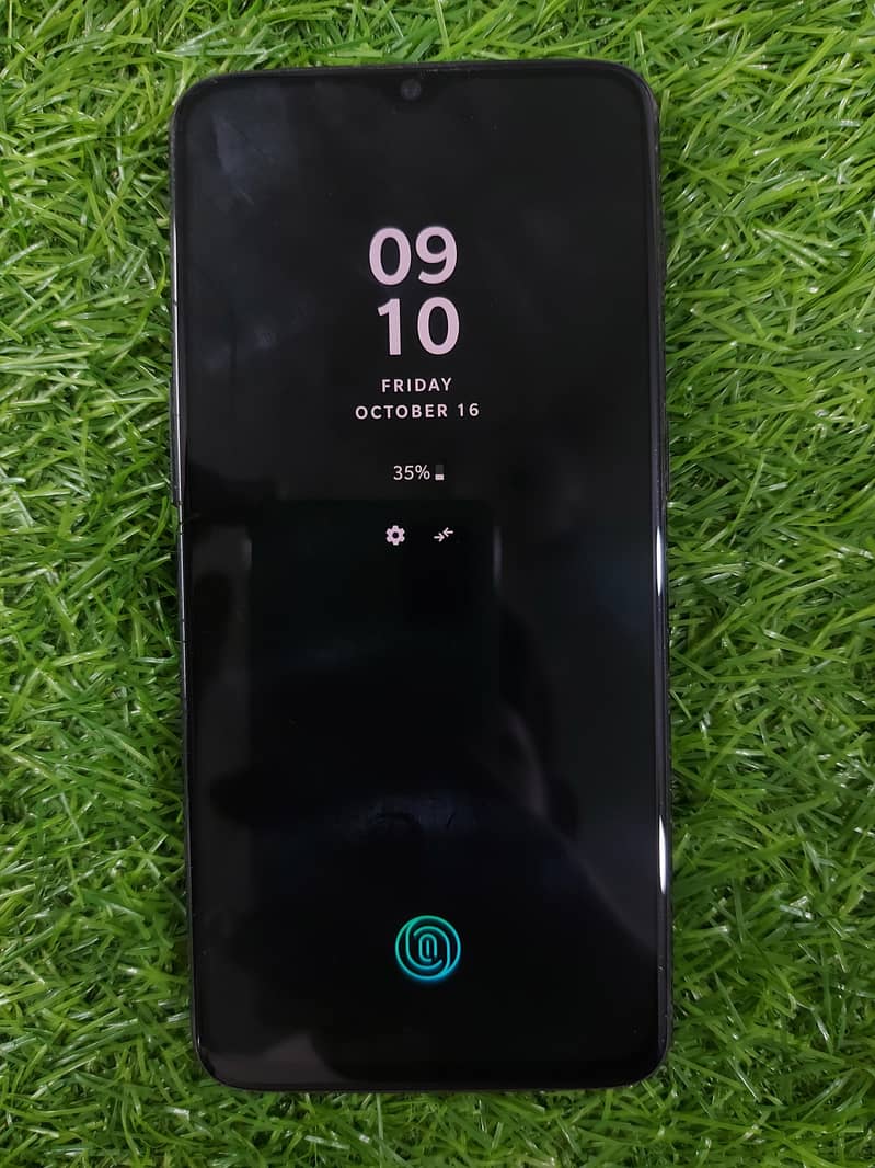 One Plus 6T 4
