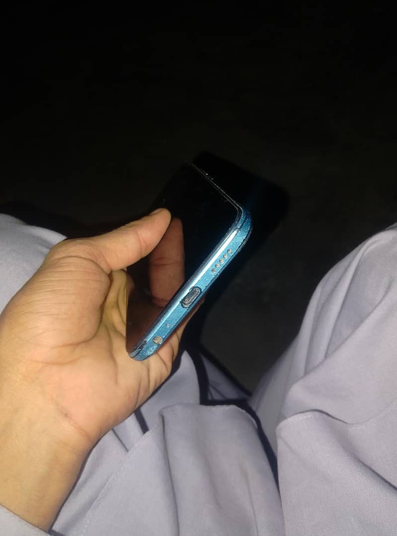 Tecno Spark 8C 3