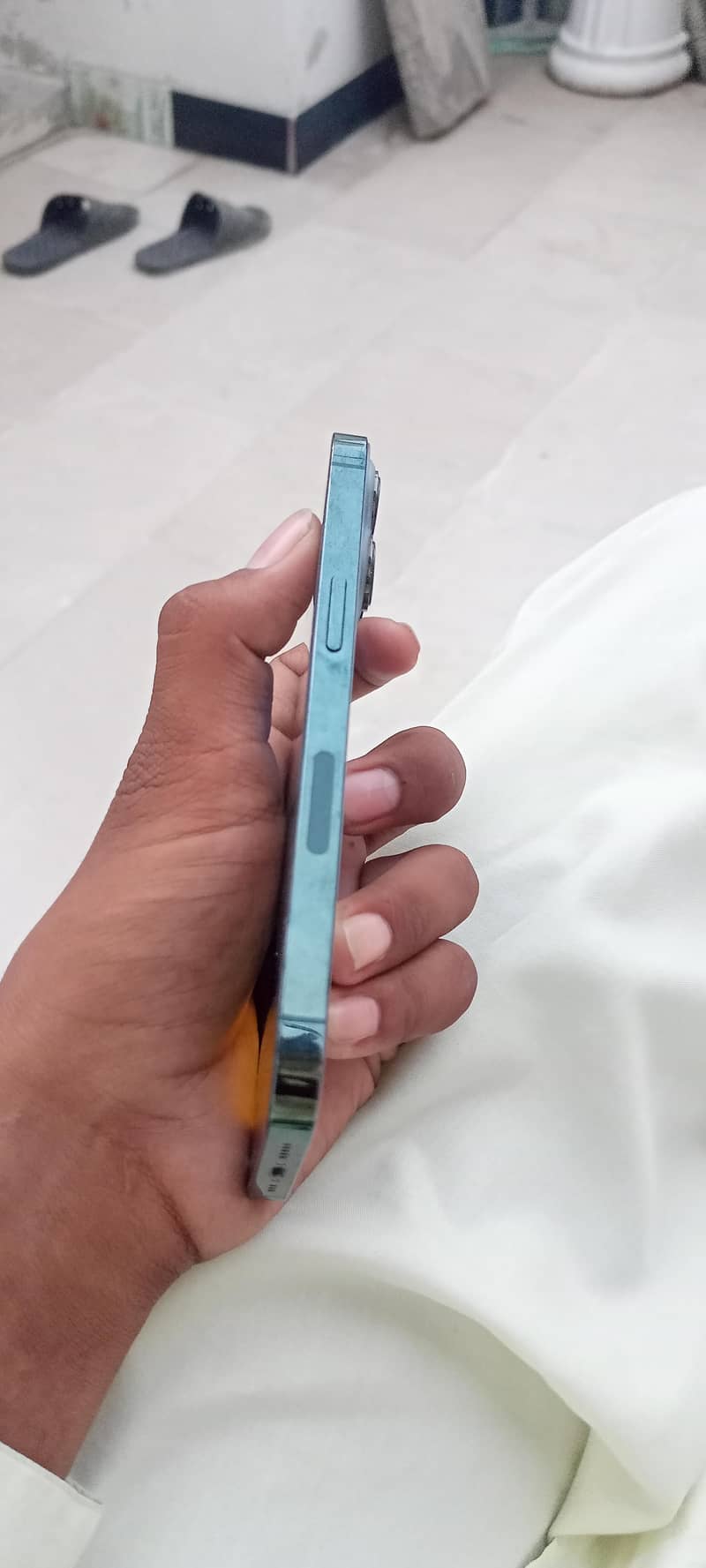 Apple iPhone 13 Pro 4