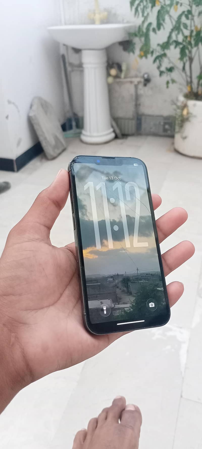Apple iPhone 13 Pro 8