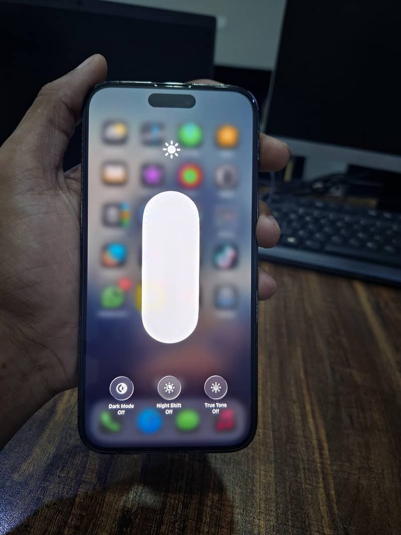 Apple iPhone 14 Pro Max 1
