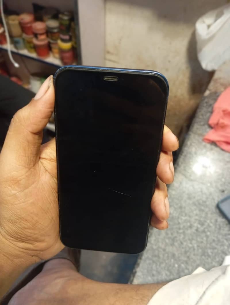 Apple iPhone 12 2