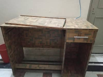 computer table