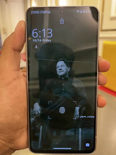 Sharp Aquos r7