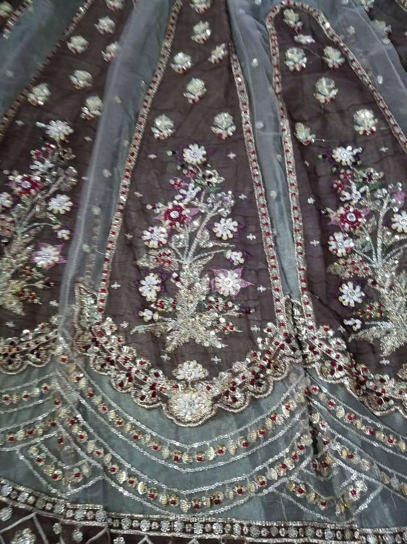 Embroidid Lehnga 3