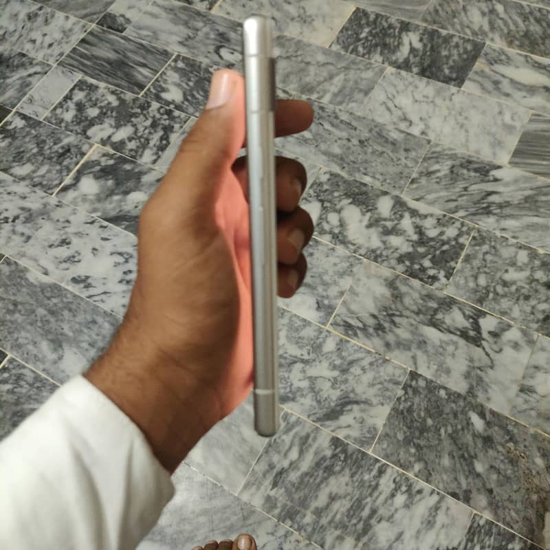 Google Pixel 7a 6