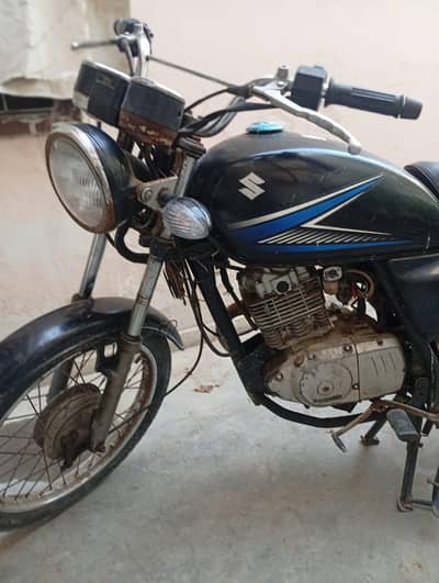 Suzuki GS 150 Model 2013