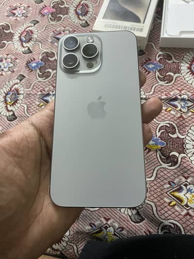 Apple iPhone 15 Pro Max (Non PTA) complete box
