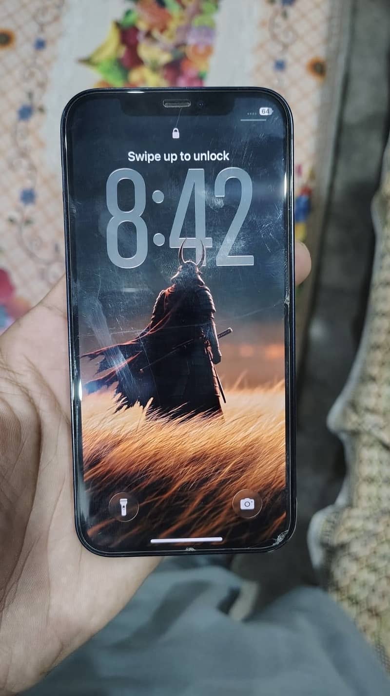 Apple iPhone 12 1