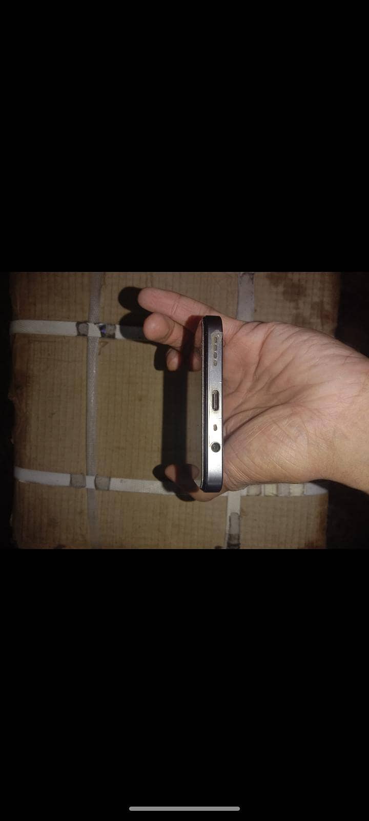 Realme Note 60x 2