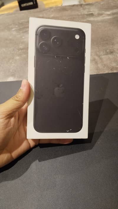 I phone 18 pro max Box pak Black