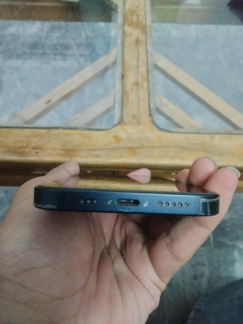 Apple iPhone 14 6
