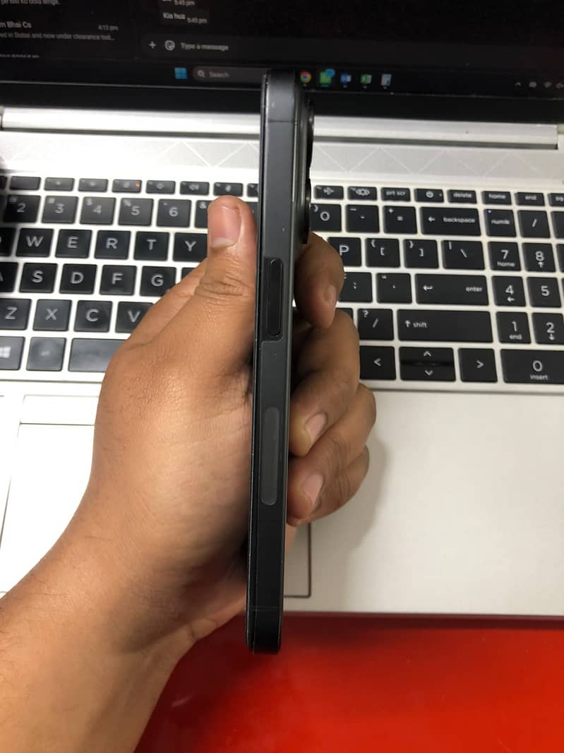 Apple iPhone 15 Pro 2