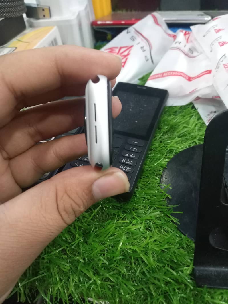 watch with box 10/10 3