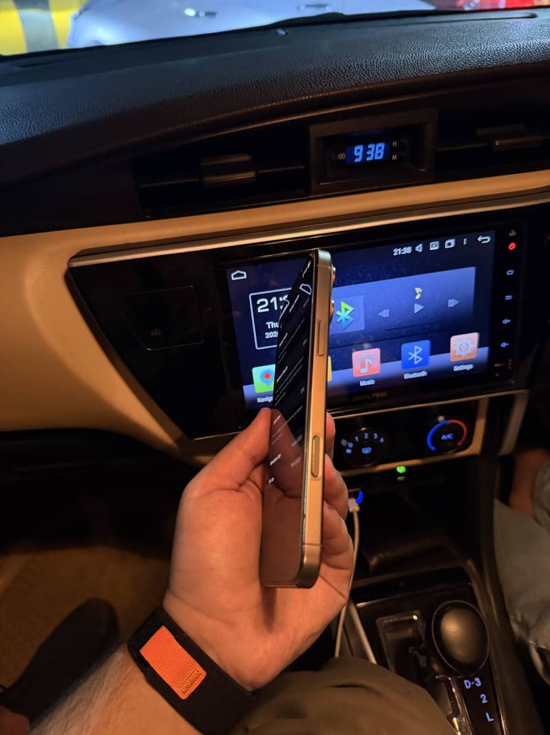 Apple iPhone 16 Pro Max 4