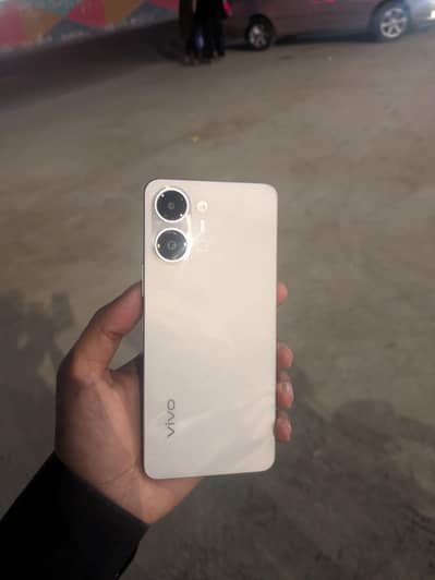 Vivo Y05 brand with box charger