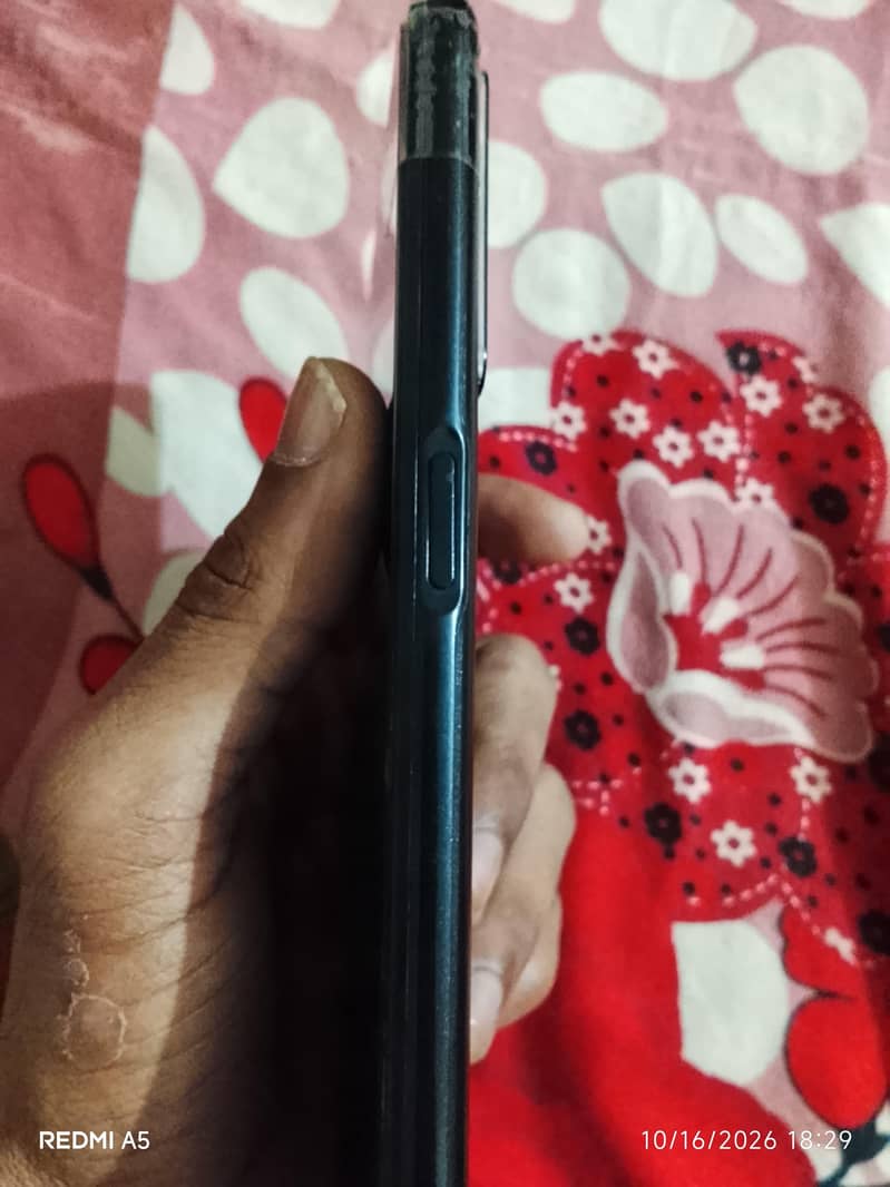 OPPO A56 1