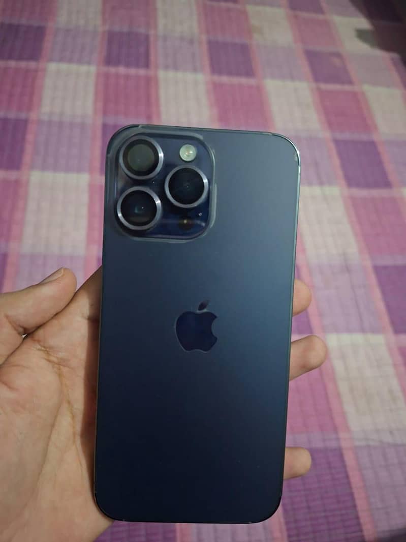 Apple iPhone 14 Pro Max 1