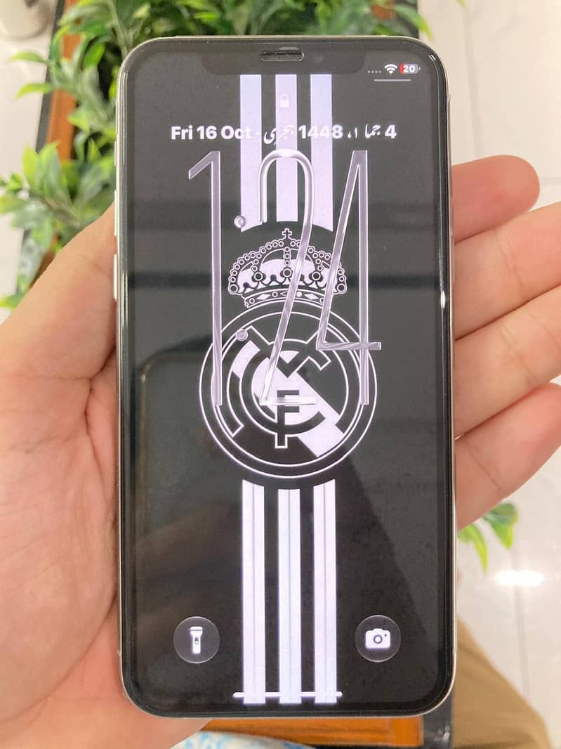 Apple iPhone 11 Pro 5